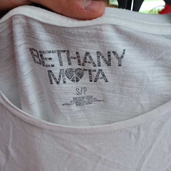 Aeropostale Graphic T-Shirt - Picture 3 of 5